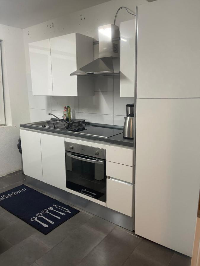 Apartment Gross 4 Zimmer Essen Bagian luar foto